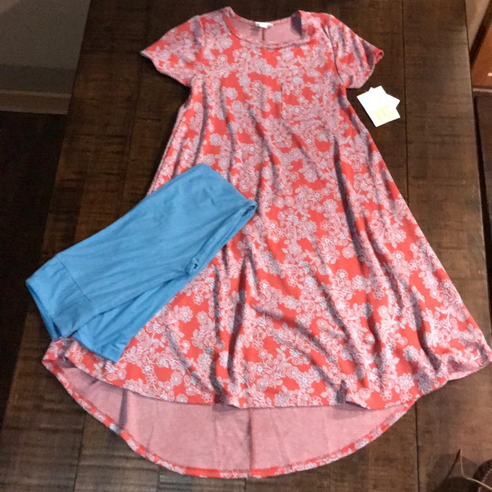 LuLaRoe Carly and OS leggings